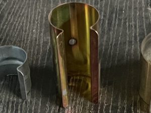 Clips acier